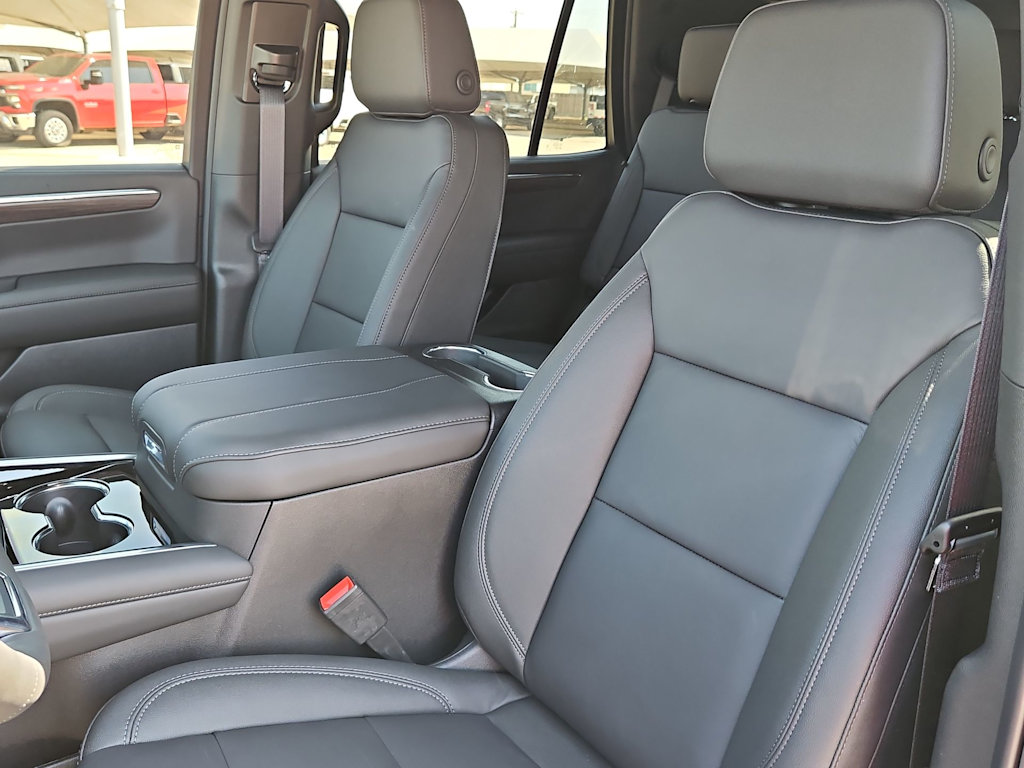 Thumbnail: 2026 Chevrolet Tahoe - 10