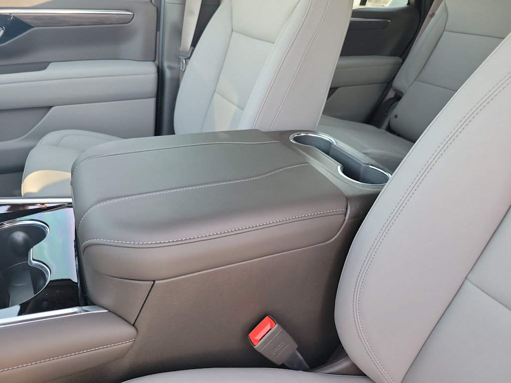 Thumbnail: 2025 Chevrolet Tahoe - 27