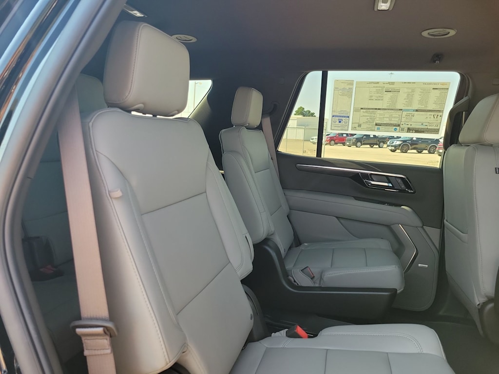 Thumbnail: 2025 Chevrolet Tahoe - 13