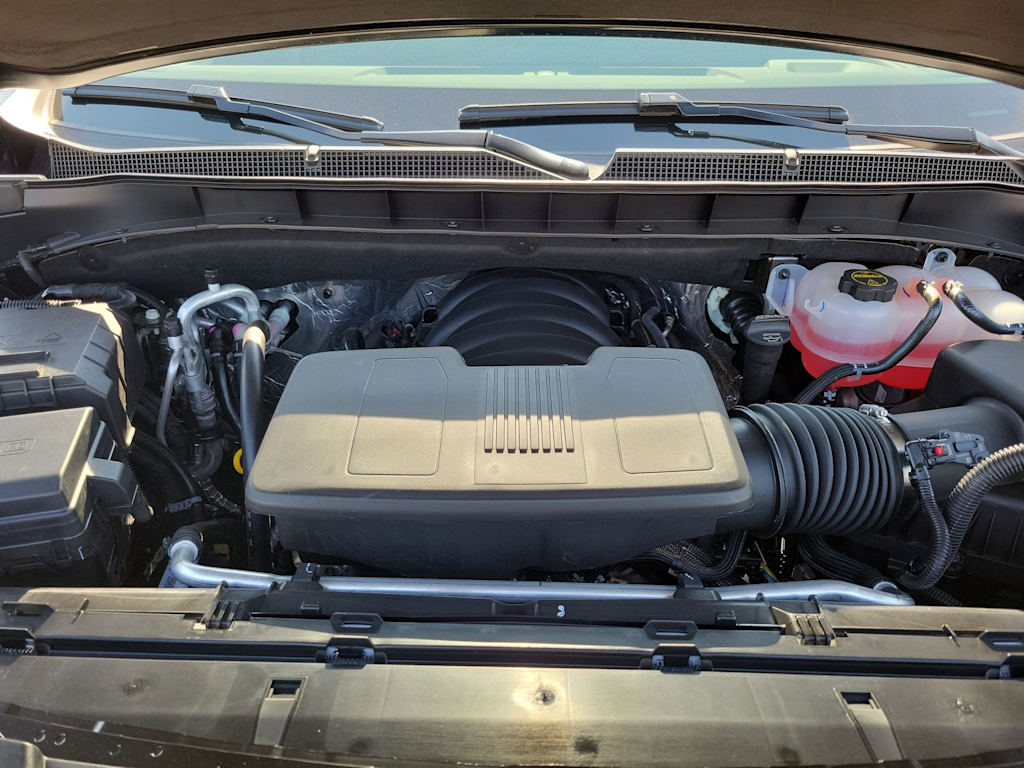 Thumbnail: 2025 Chevrolet Tahoe - 9