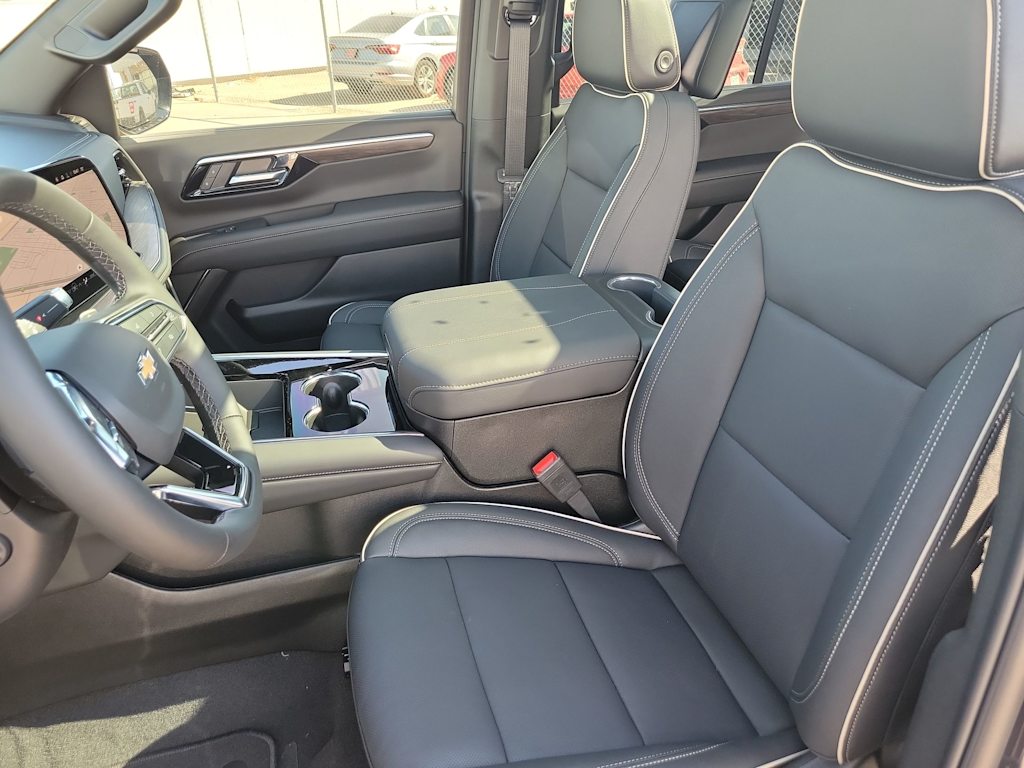 Thumbnail: 2026 Chevrolet Tahoe - 11