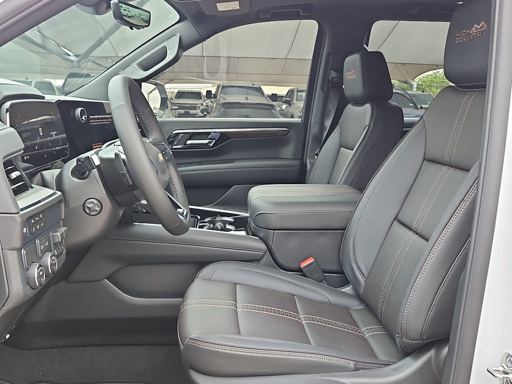 Thumbnail: 2026 Chevrolet Tahoe - 11