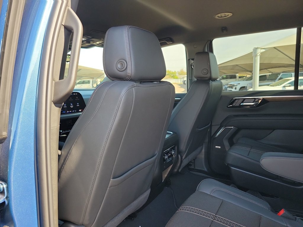 Thumbnail: 2025 Chevrolet Tahoe - 13