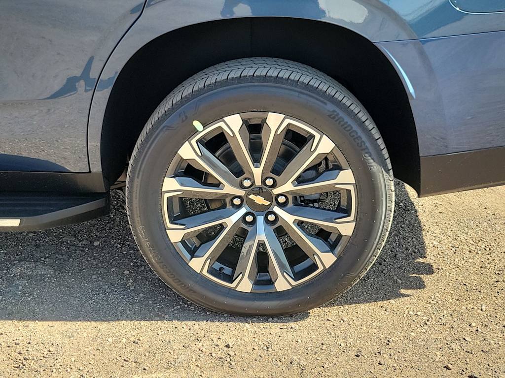 Thumbnail: 2025 Chevrolet Tahoe - 8