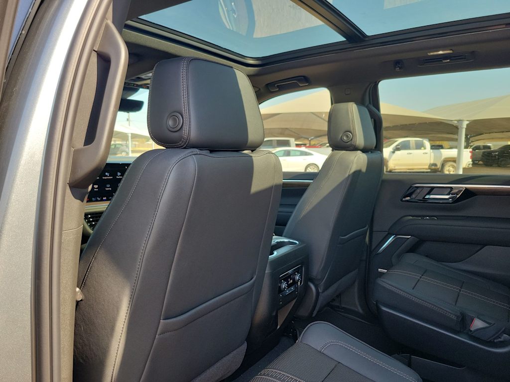 Thumbnail: 2025 Chevrolet Tahoe - 13