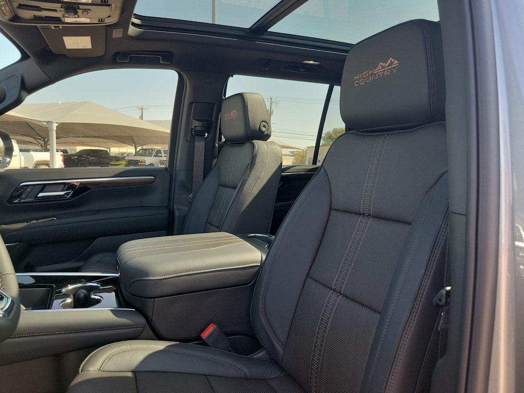 Thumbnail: 2025 Chevrolet Tahoe - 11