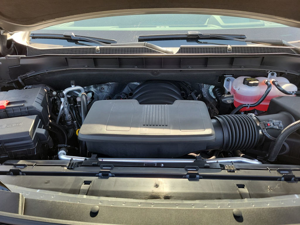 Thumbnail: 2025 Chevrolet Tahoe - 9