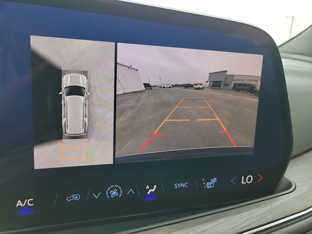 Thumbnail: 2025 Chevrolet Tahoe - 15