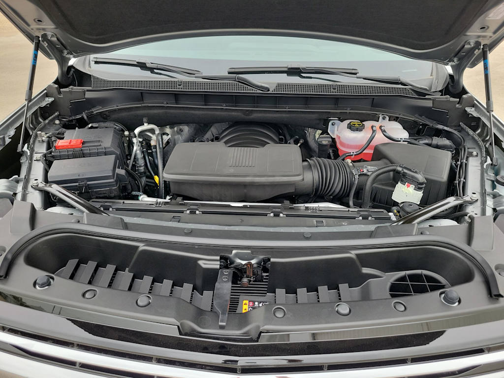 Thumbnail: 2025 Chevrolet Tahoe - 9