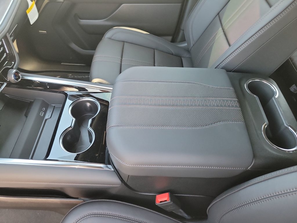 Thumbnail: 2025 Chevrolet Tahoe - 26