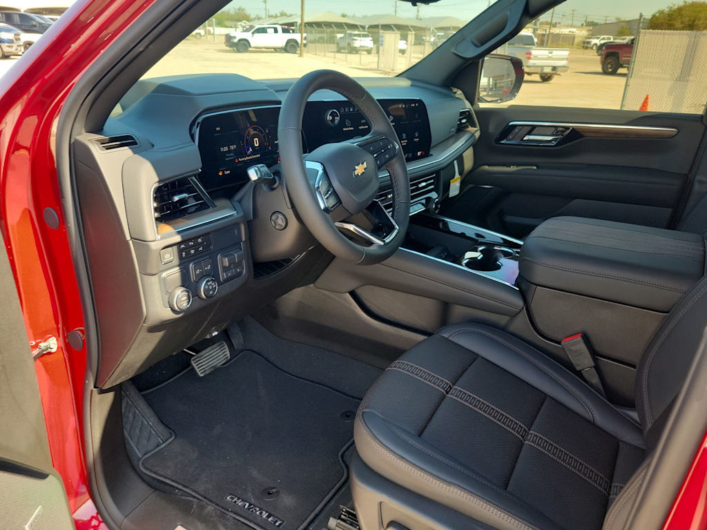 Thumbnail: 2025 Chevrolet Tahoe - 2