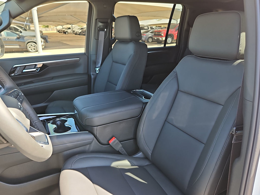 Thumbnail: 2026 Chevrolet Suburban - 11