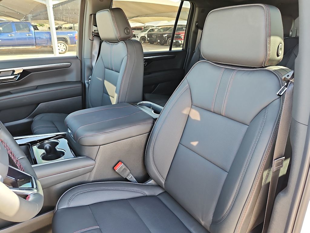 Thumbnail: 2026 Chevrolet Suburban - 11