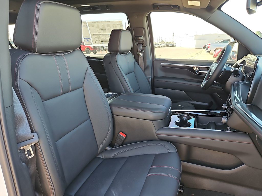 Thumbnail: 2026 Chevrolet Suburban - 12