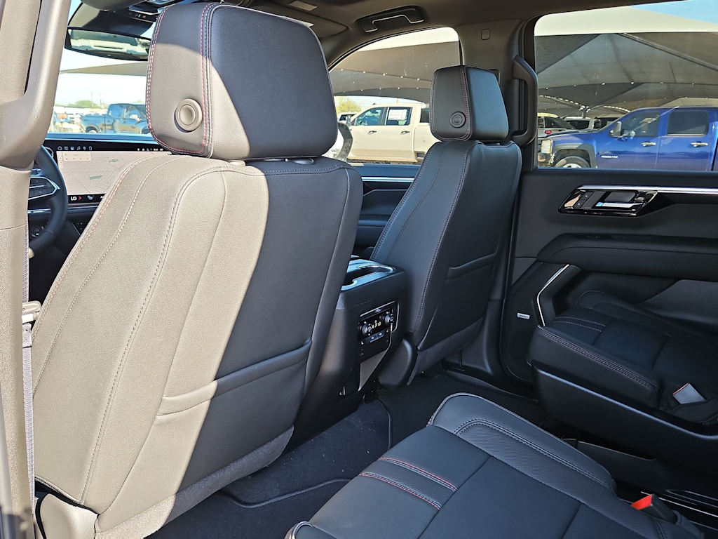 Thumbnail: 2026 Chevrolet Suburban - 13