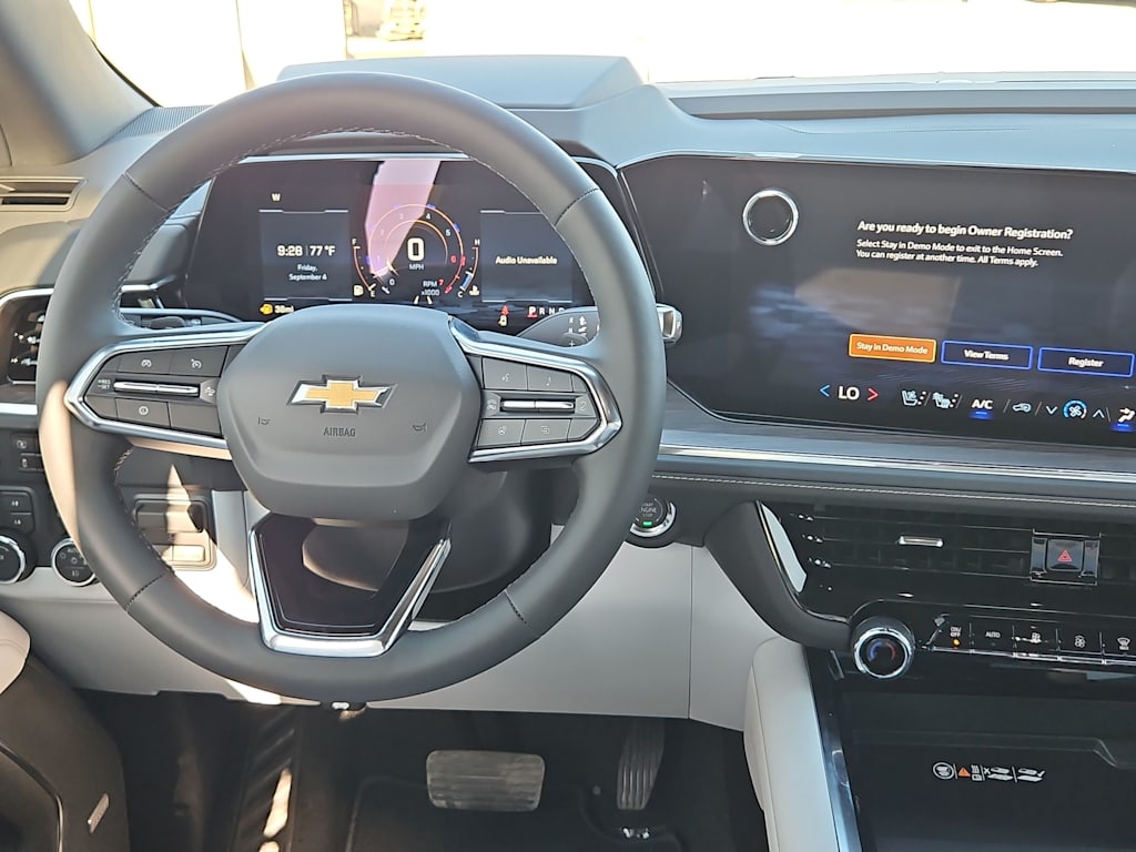 Thumbnail: 2026 Chevrolet Suburban - 10