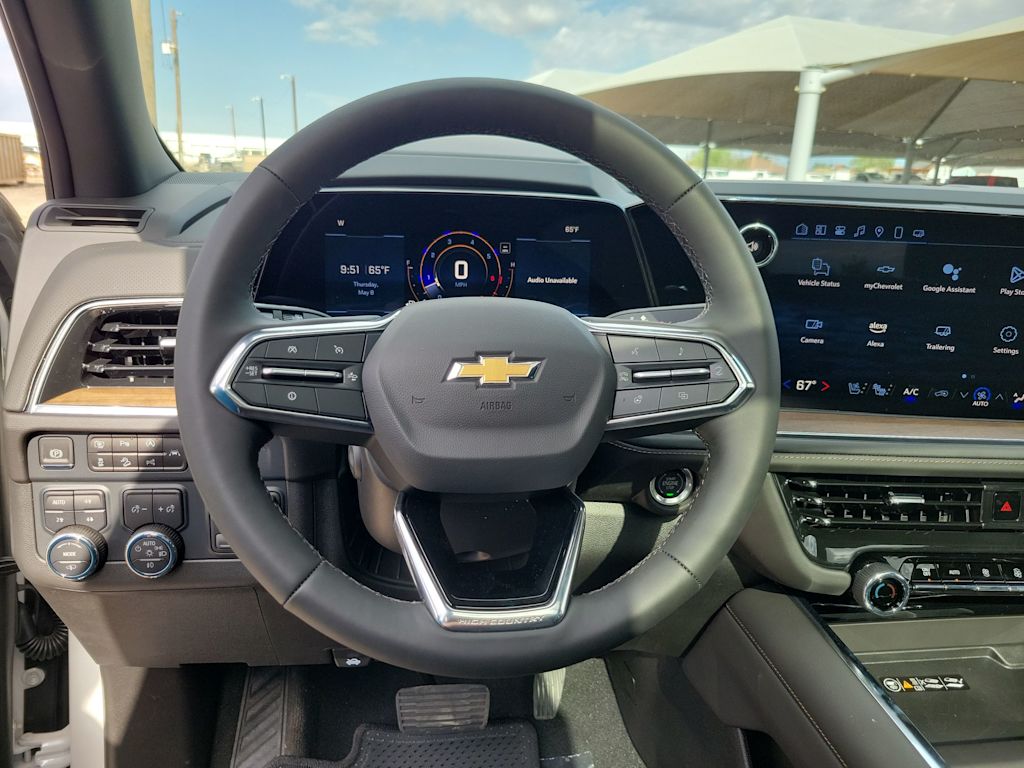 Thumbnail: 2025 Chevrolet Suburban - 14