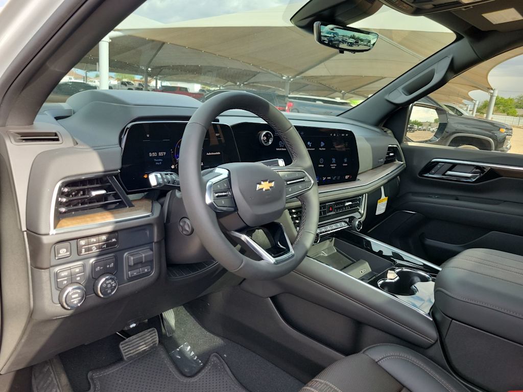 Thumbnail: 2025 Chevrolet Suburban - 2