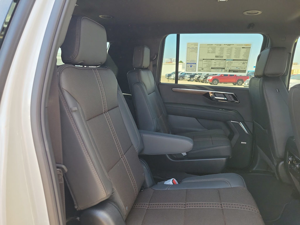 Thumbnail: 2025 Chevrolet Suburban - 27