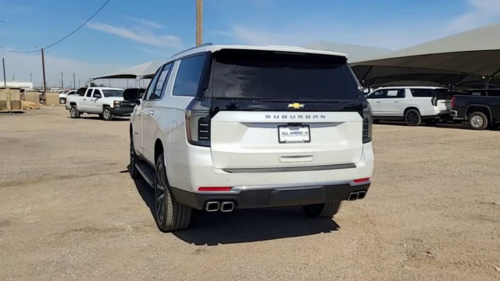 Thumbnail: 2025 Chevrolet Suburban - 22