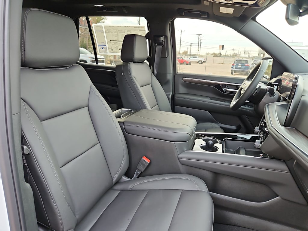 Thumbnail: 2026 Chevrolet Tahoe - 12