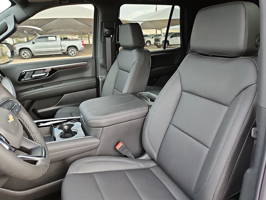 Thumbnail: 2026 Chevrolet Tahoe - 11
