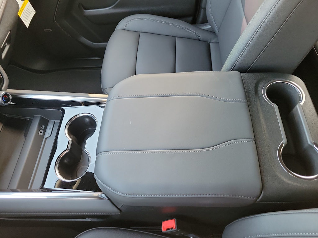 Thumbnail: 2026 Chevrolet Tahoe - 26