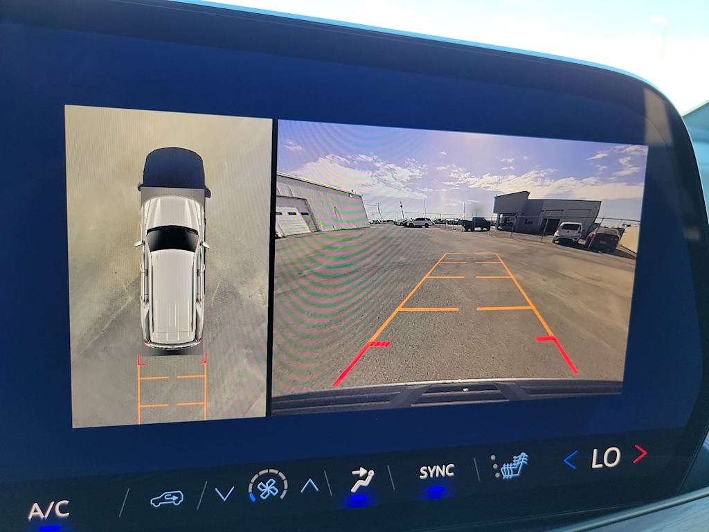 Thumbnail: 2026 Chevrolet Tahoe - 15