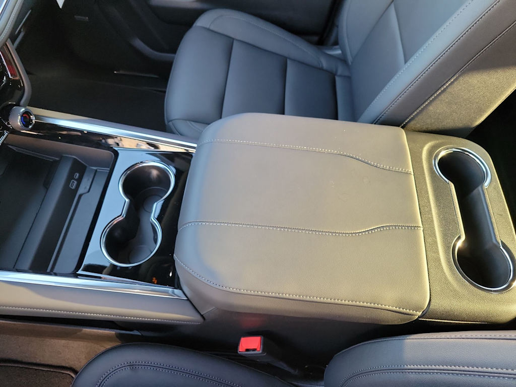 Thumbnail: 2026 Chevrolet Tahoe - 15