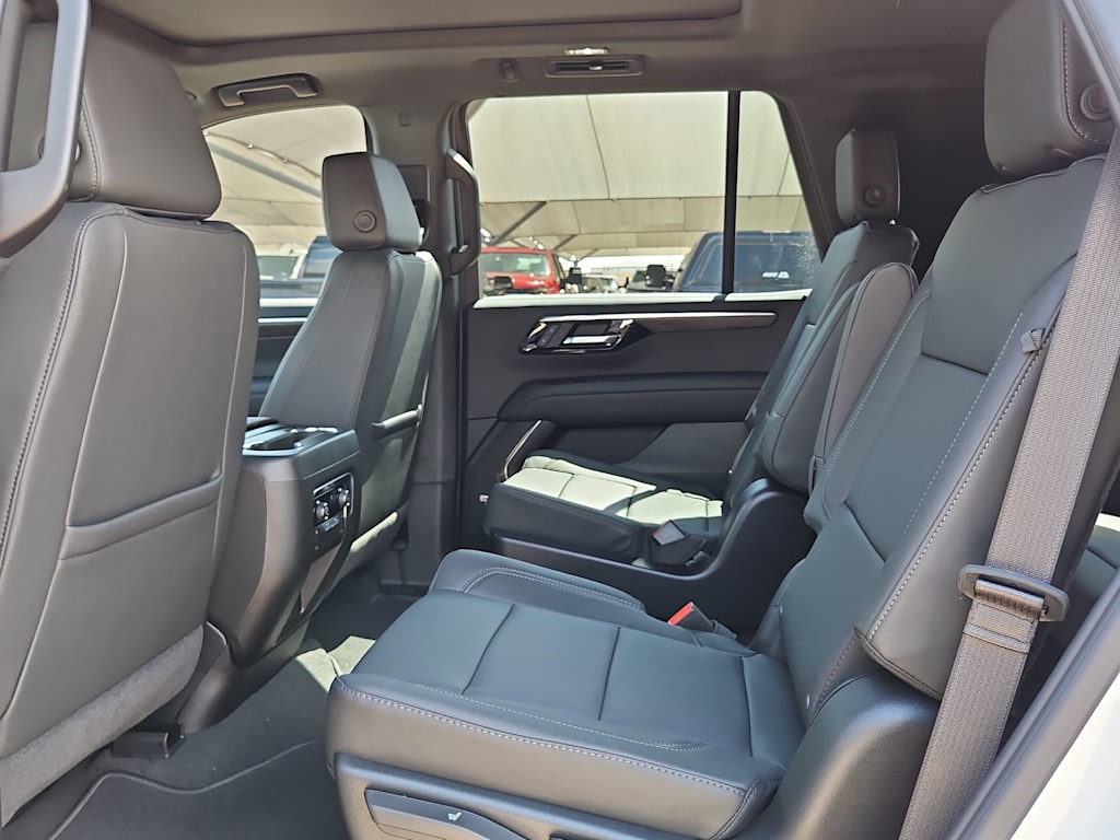 Thumbnail: 2026 Chevrolet Tahoe - 13