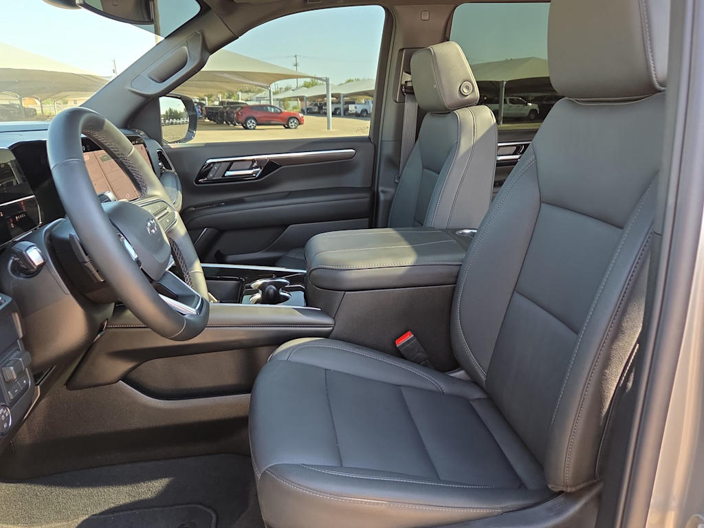 Thumbnail: 2026 Chevrolet Tahoe - 11