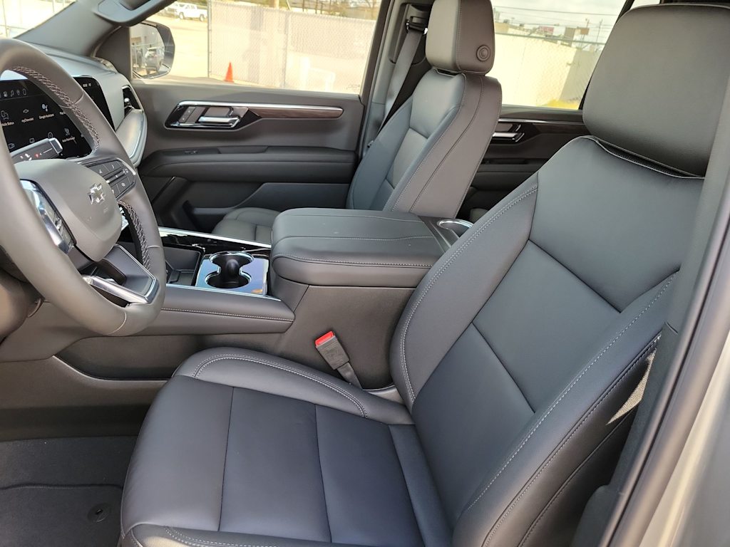 Thumbnail: 2026 Chevrolet Tahoe - 11