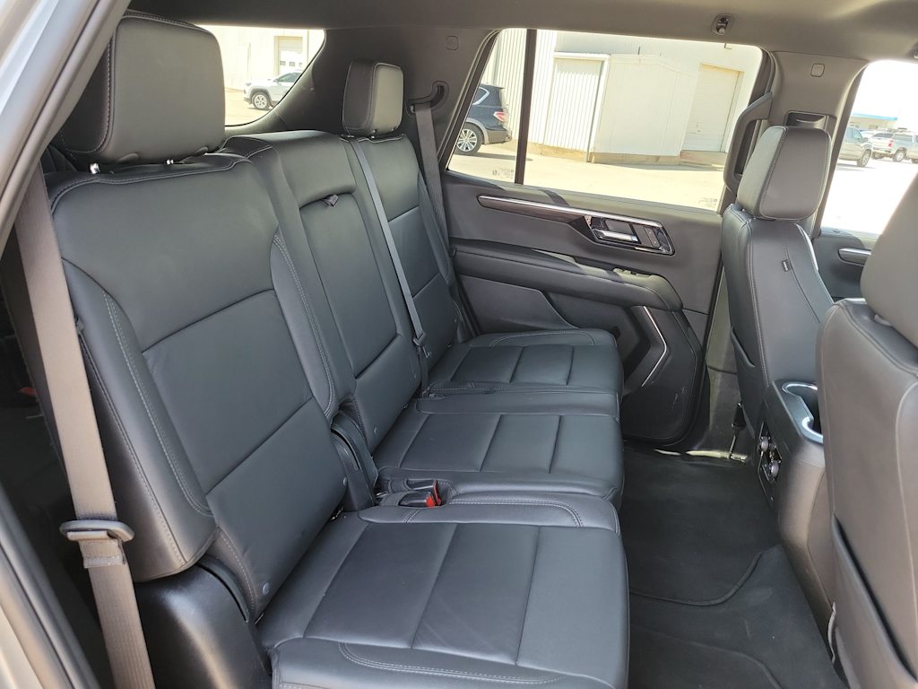 Thumbnail: 2025 Chevrolet Tahoe - 21