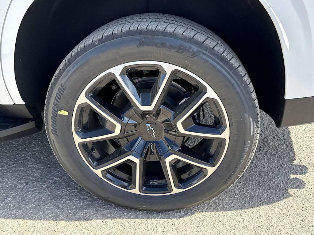 Thumbnail: 2026 Chevrolet Tahoe - 8