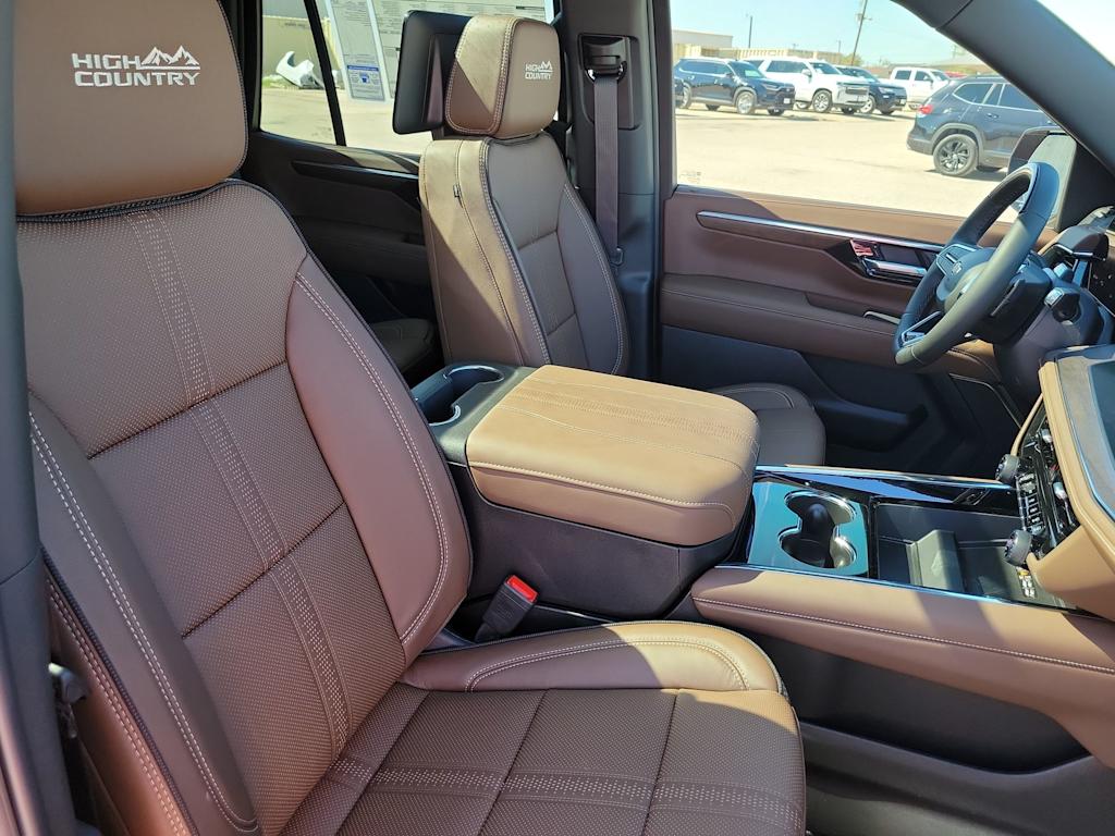 Thumbnail: 2026 Chevrolet Tahoe - 12