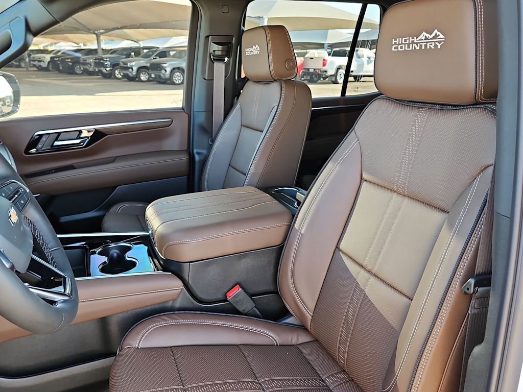 Thumbnail: 2026 Chevrolet Tahoe - 11