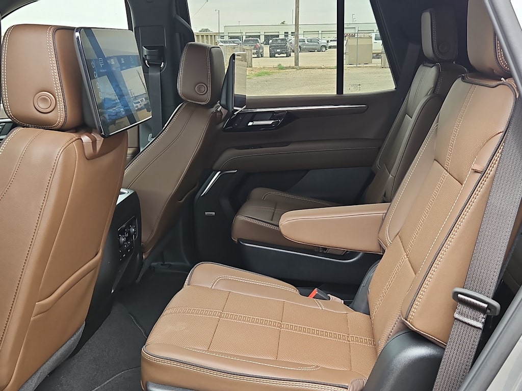 2026 Chevrolet Tahoe High Country - Photo 13