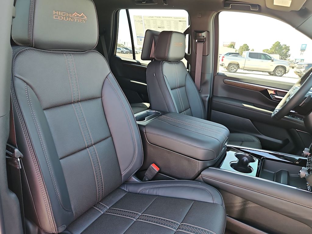 Thumbnail: 2026 Chevrolet Tahoe - 24