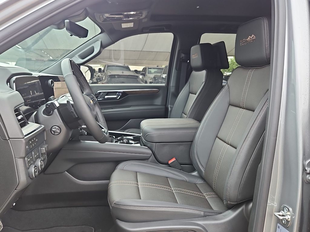 Thumbnail: 2026 Chevrolet Tahoe - 11