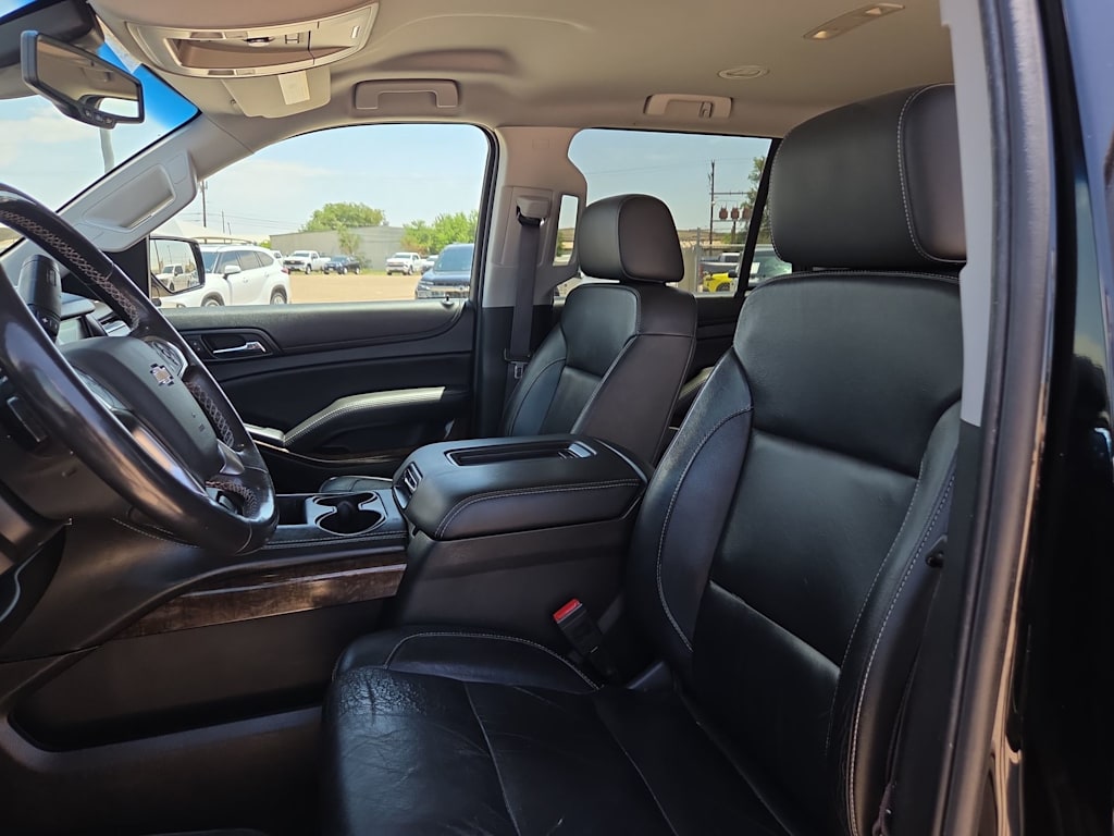 Thumbnail: 2017 Chevrolet Tahoe - 11