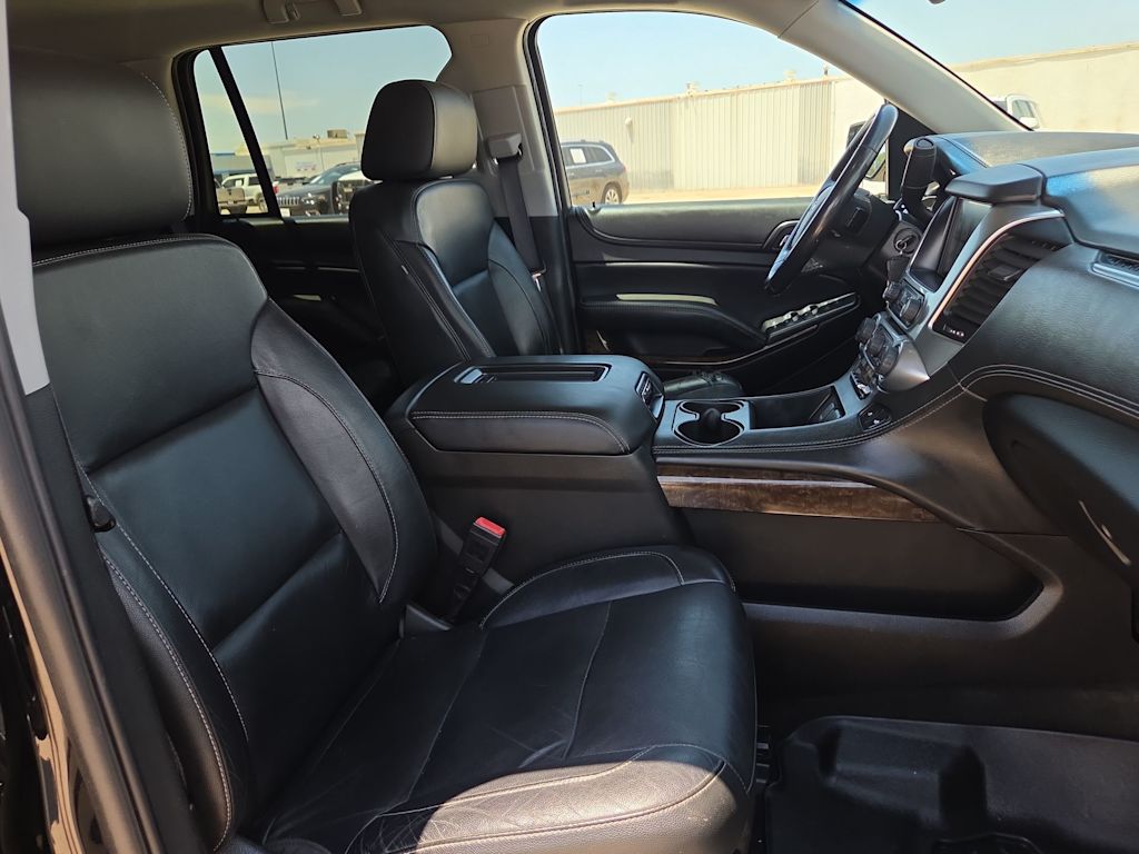 Thumbnail: 2017 Chevrolet Tahoe - 12