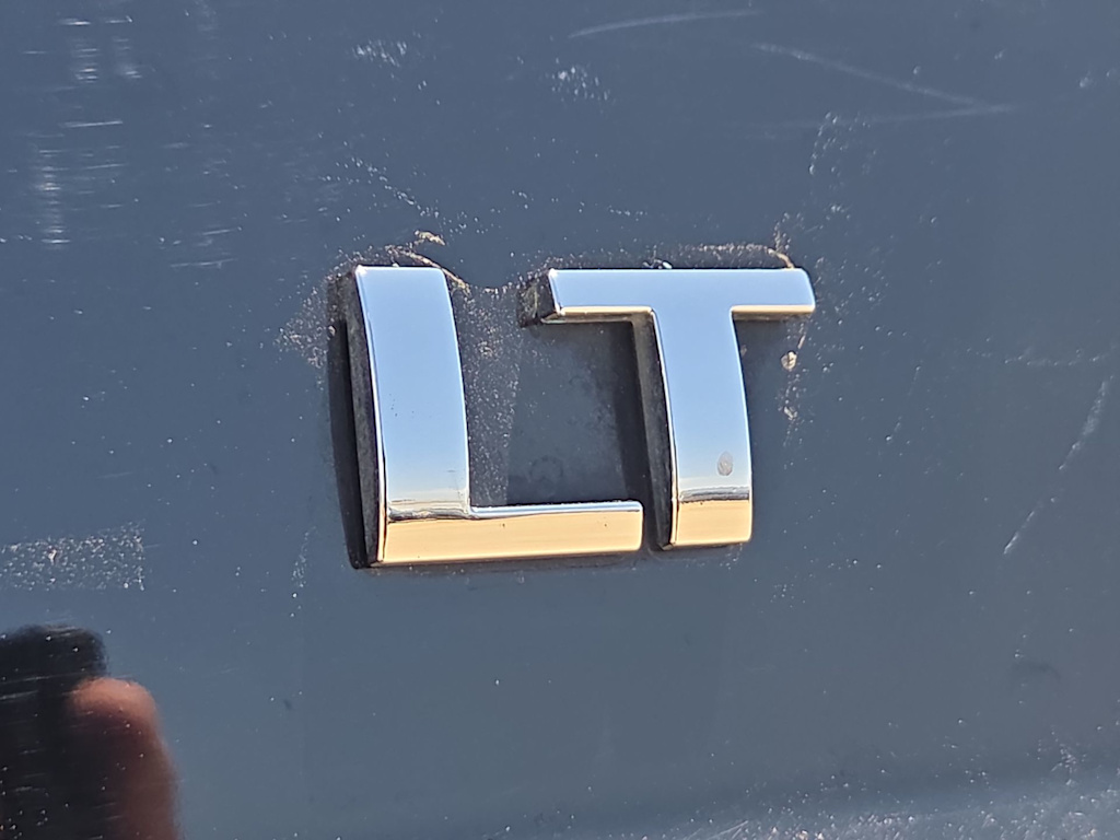 Thumbnail: 2017 Chevrolet Tahoe - 7