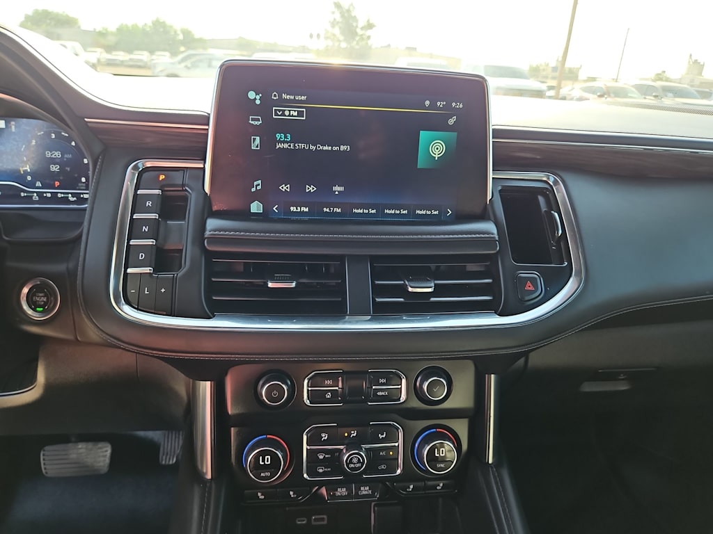 Thumbnail: 2022 Chevrolet Tahoe - 14