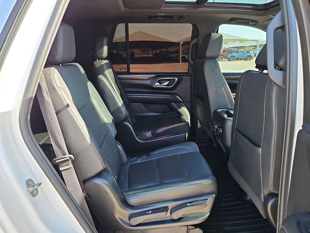 Thumbnail: 2022 Chevrolet Tahoe - 24