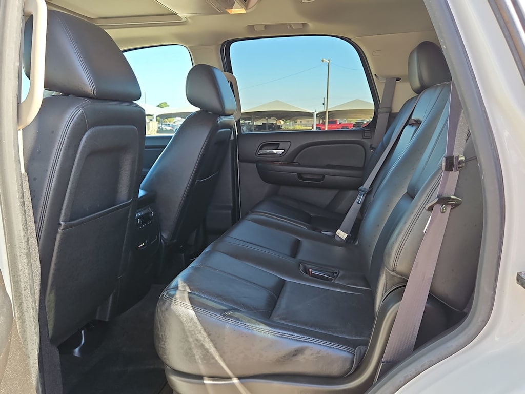 Thumbnail: 2013 Chevrolet Tahoe - 13
