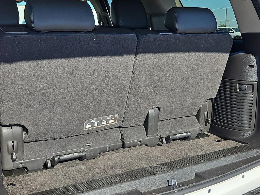 Thumbnail: 2013 Chevrolet Tahoe - 25