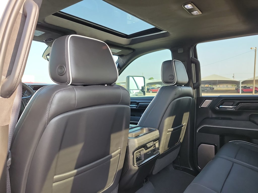 Thumbnail: 2026 GMC Sierra 2500 - 12