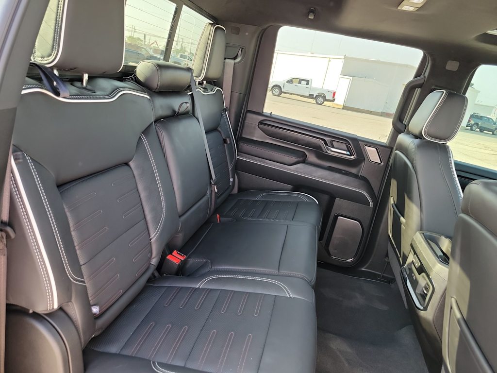 Thumbnail: 2026 GMC Sierra 2500 - 23