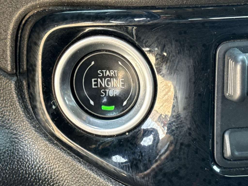 Thumbnail: 2025 GMC Sierra 1500 - 23