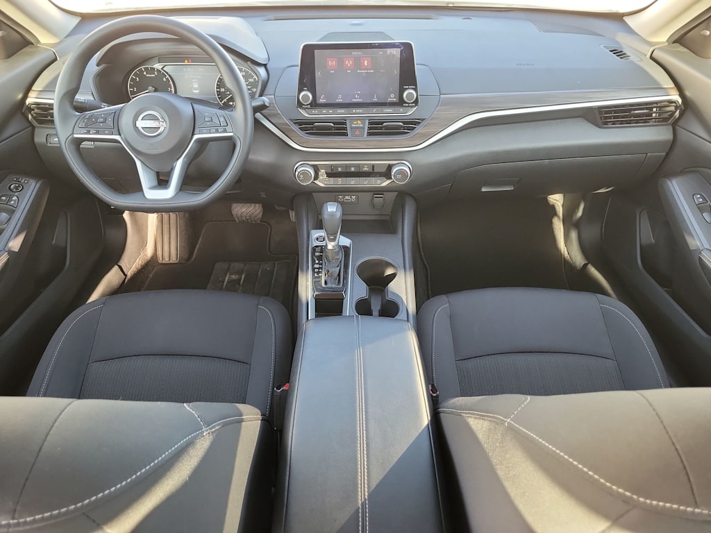 Thumbnail: 2025 Nissan Altima - 10